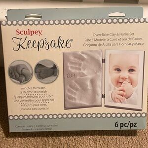 Keepsake baby hand or foot print gift